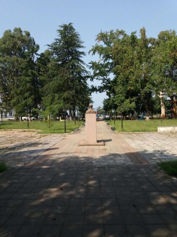 Гостевой дом Castle Махинджаури